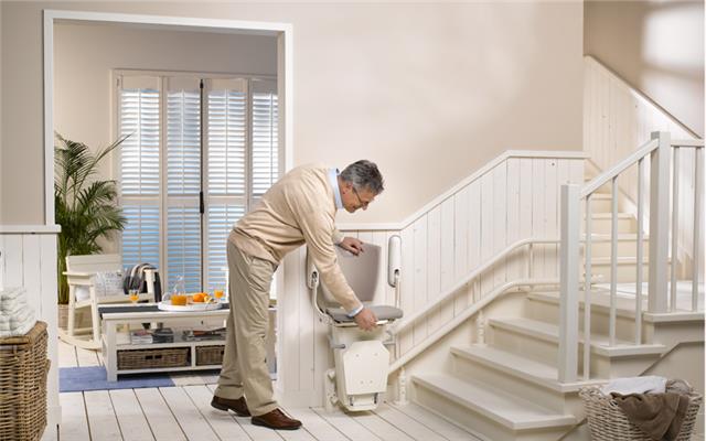 曲线型座椅电梯 曲线型座椅电梯