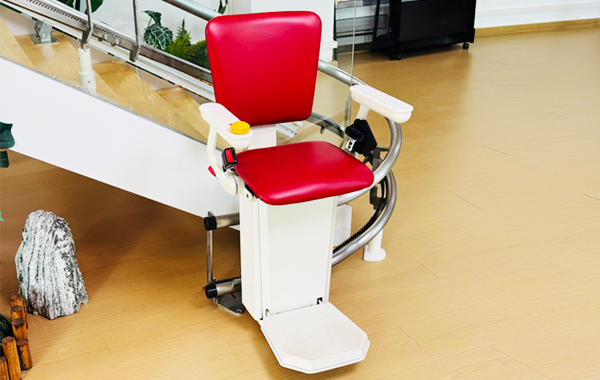 稳升双轨座椅电梯