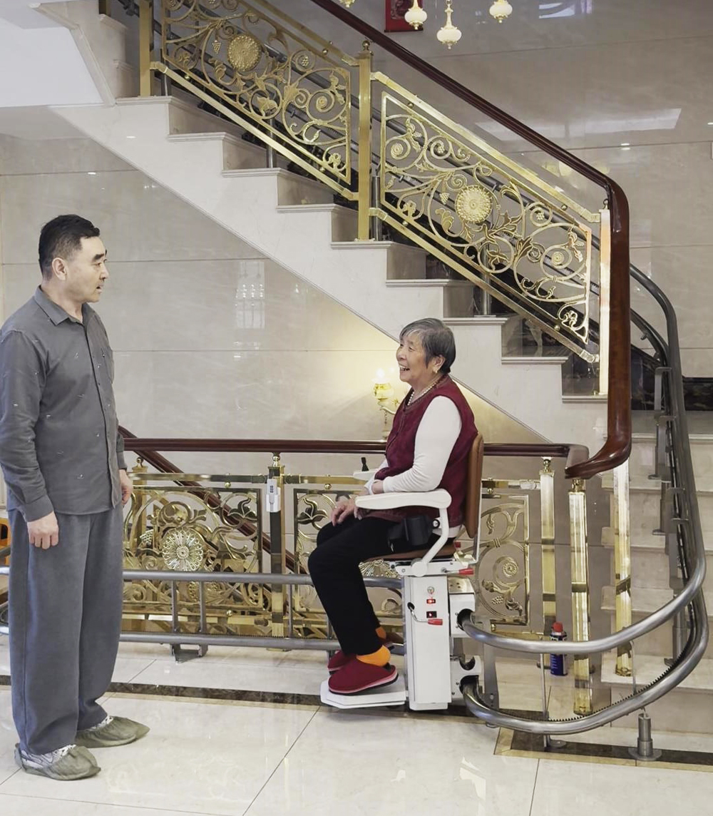 稳升双轨<a href='/product/' class='keys' title='点击查看关于座椅电梯的相关信息' target='_blank'>座椅电梯</a>4-1.jpg 稳升双轨座椅电梯4-1.jpg