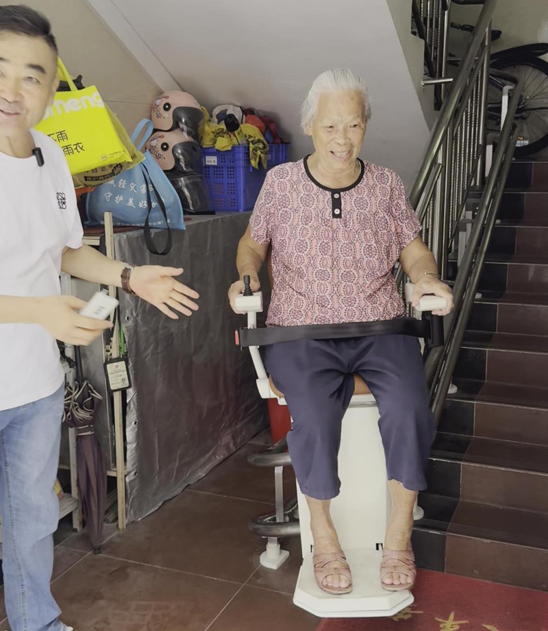 稳升双轨<a href='/product/' class='keys' title='点击查看关于座椅电梯的相关信息' target='_blank'>座椅电梯</a>5-1.jpg