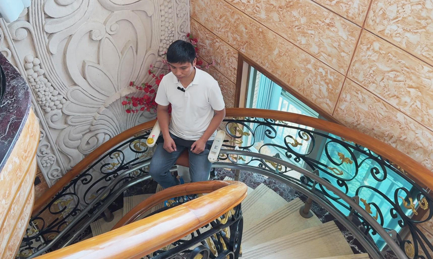 稳升座椅电梯2-2.jpg 稳升座椅电梯2-2.jpg